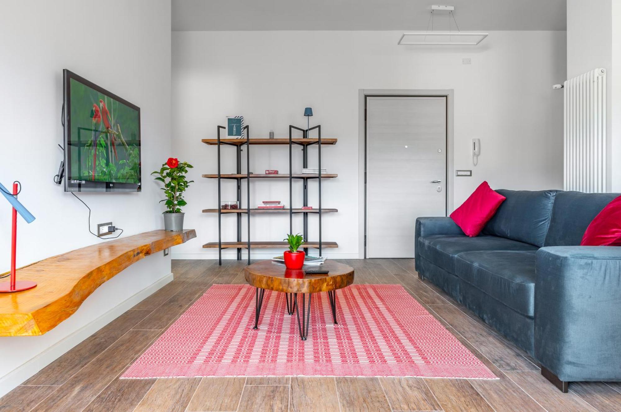 Apartamento - Sweety With Balcony!